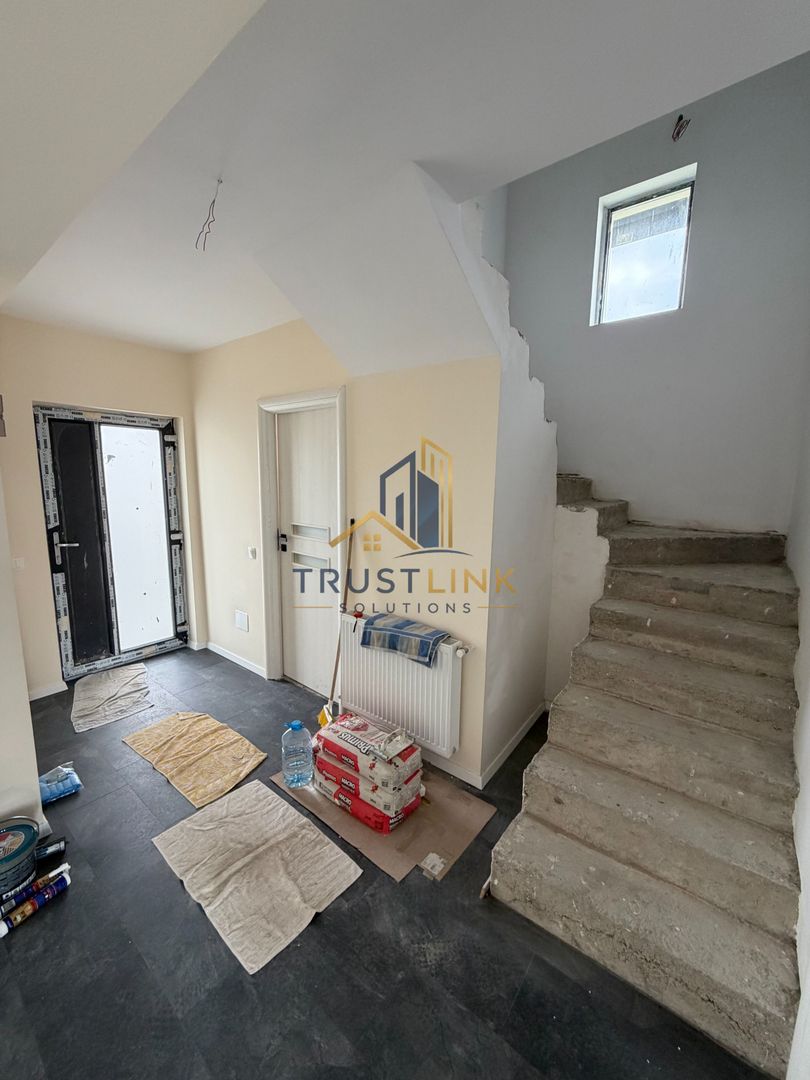 Casa individuala 4 camere Finalizata 380mp curte Berceni - Poză 9