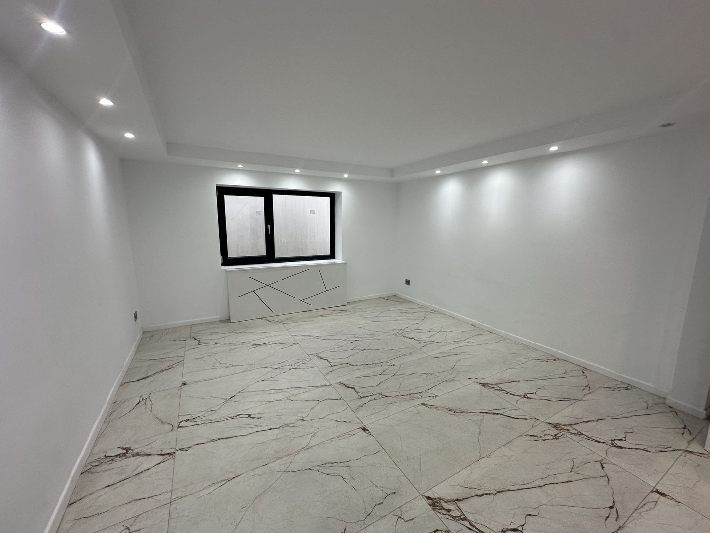 VIla S+P+1+M | Teren de 1000mp | Lift Interior | Finisata Complet - Poză 19