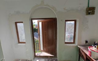 Casa si teren de vanzare Comanesti - Poză 6