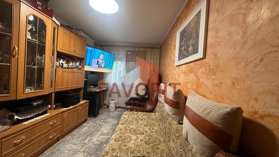 5 camere | etaj 1 | mobilat si utilat | ideal pentru inchiriere | - Poză 4