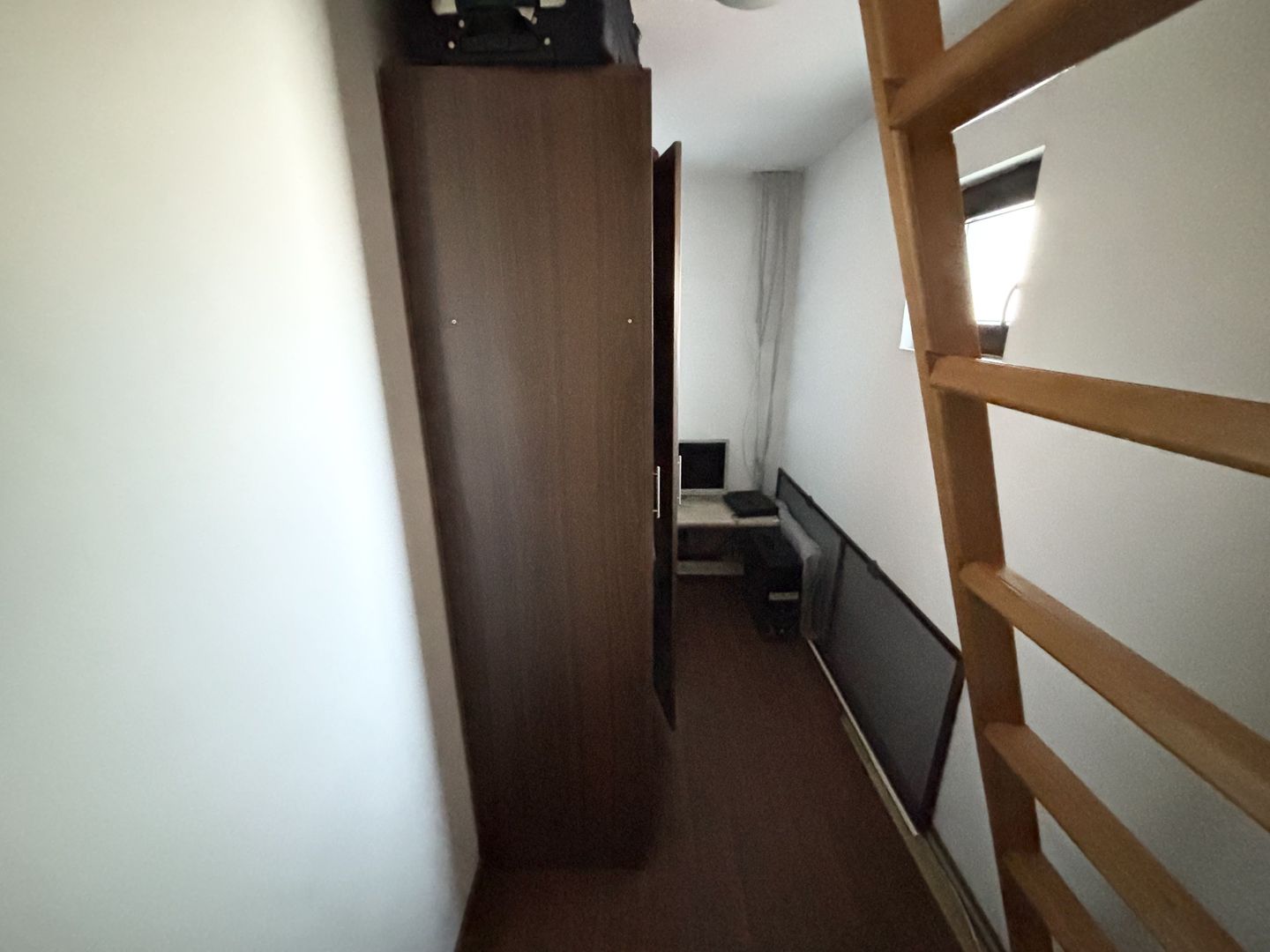 VILĂ MODERNĂ P+1 169 MP UTILI, CURTE GENEROASĂ 768 MP, IN APROPIERE DE BUCURESTI - Poză 26