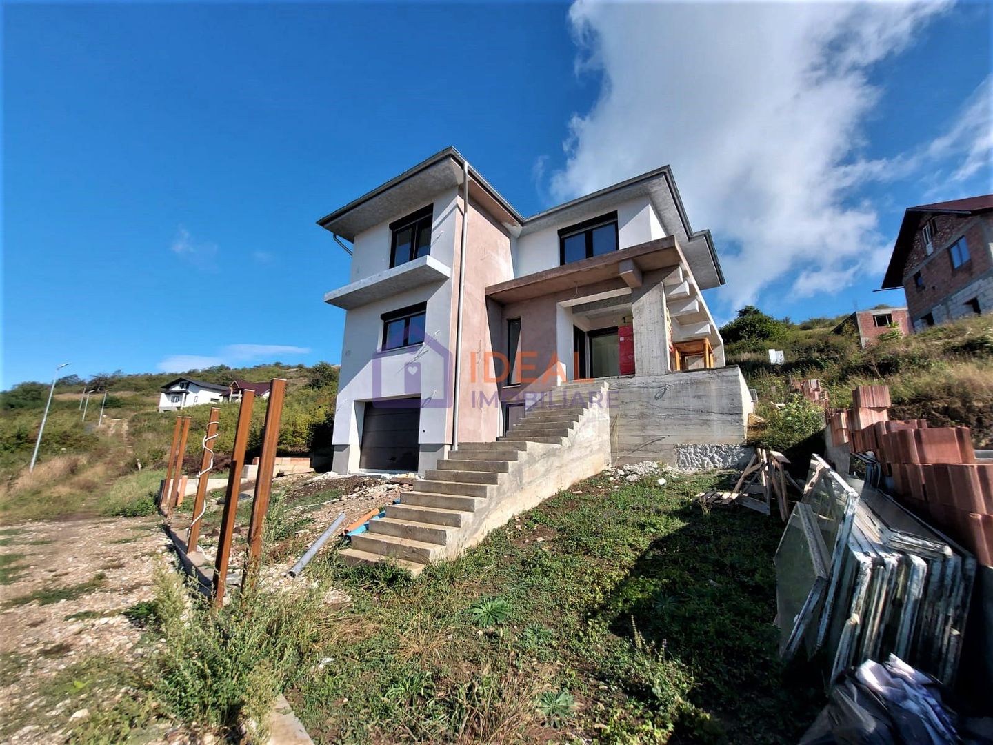 Casa Individuala Moderna cu 4 camere  si garaj, in Sura Mare - Poză 6