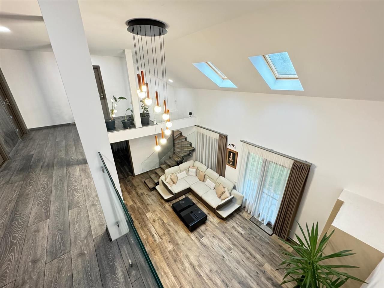 Vila in distinctia Premium! Arhitectura deosebita, locatie serena - Poză 6