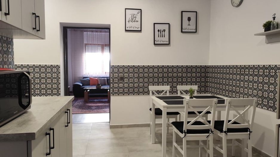 Inchiriere 2 camere Premium, Pietonala Republicii, Oradea - Poză 10