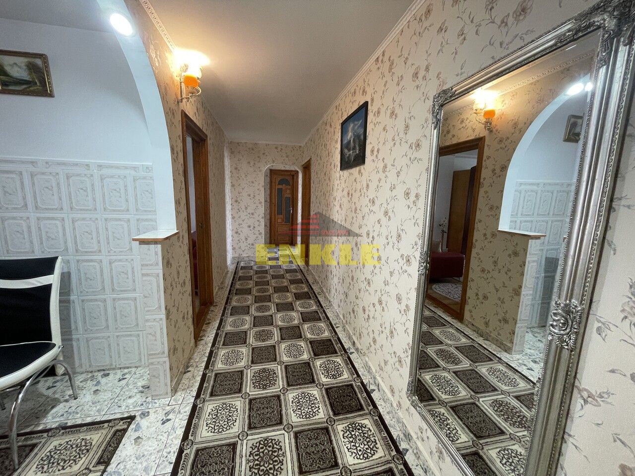 Apartament cu 4 camere de închiriat, etaj 3 - Poză 11