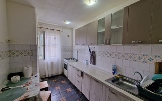 Apartament 4 Camere | 2 Bai | 2 Balcoane | 2 Bucatarii - Poză 11