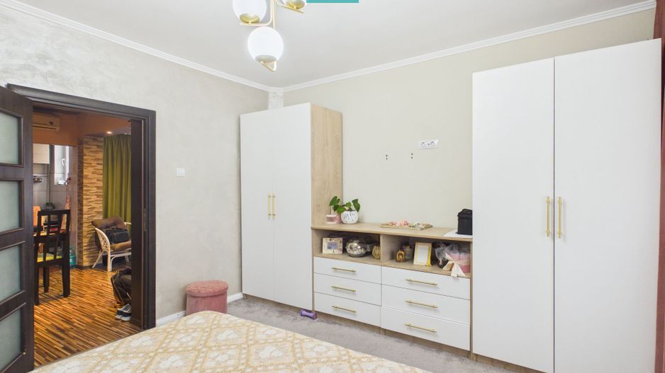 Casă la curte, 65 mp utili, 2 camere, curte mare - Poză 2