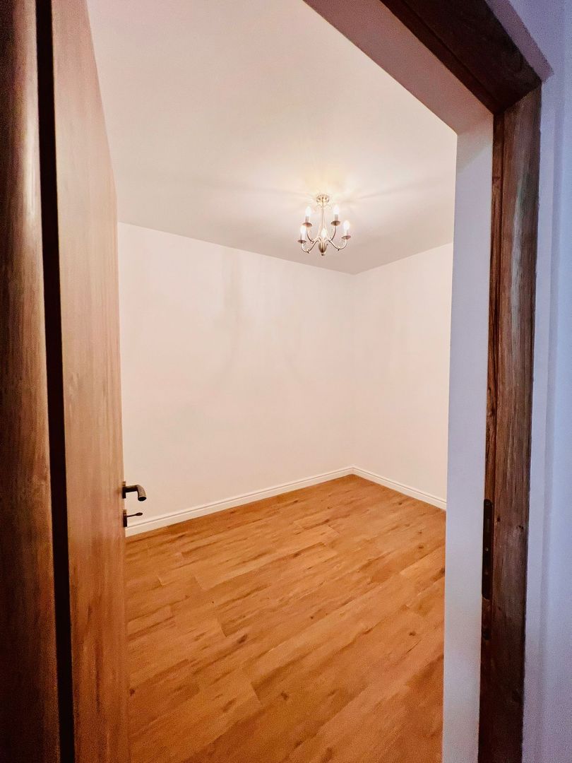 Birouri sau cabinete de Lux în Armenească - Poză 25