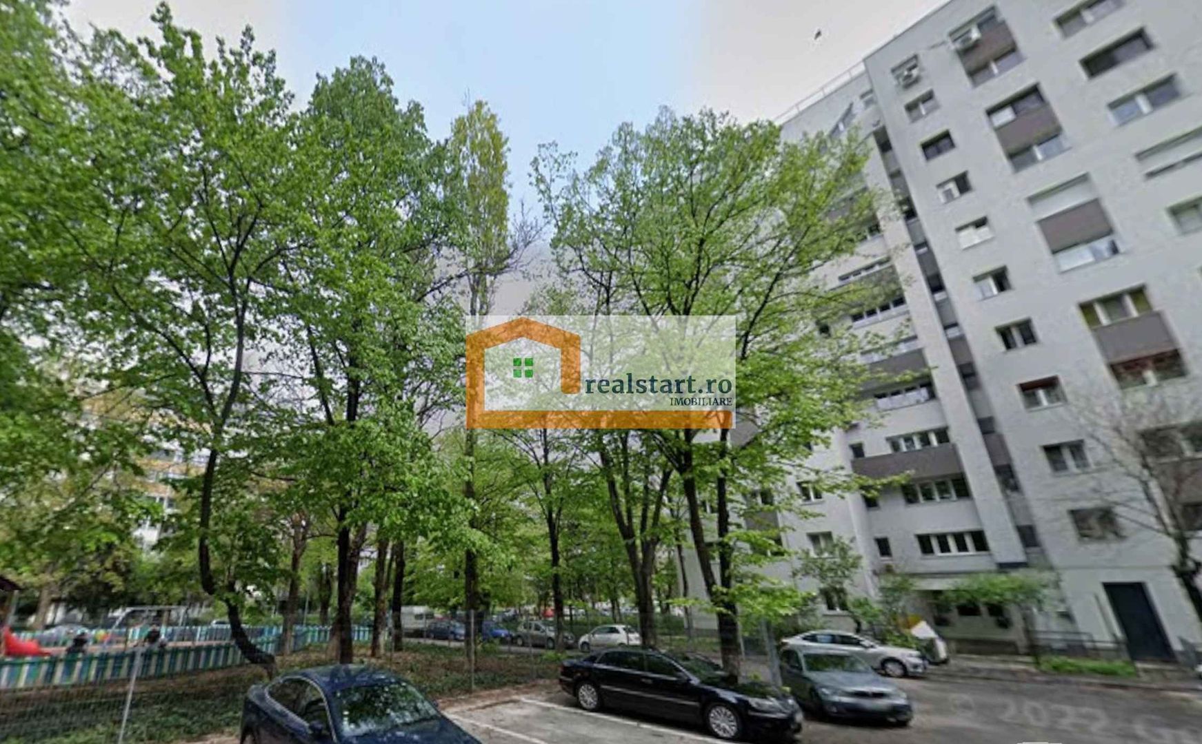 Bloc anvelopat, Romancierilor, toate instalatiile noi, 2 lifturi - Poză 27