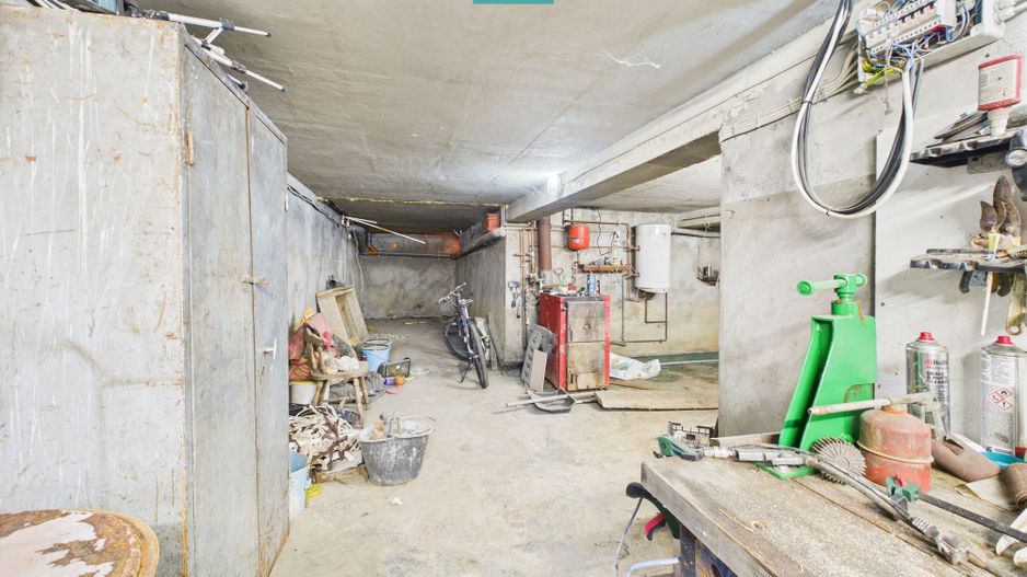Vilă cu 8 camere în Săcălaz, Central - Poză 18