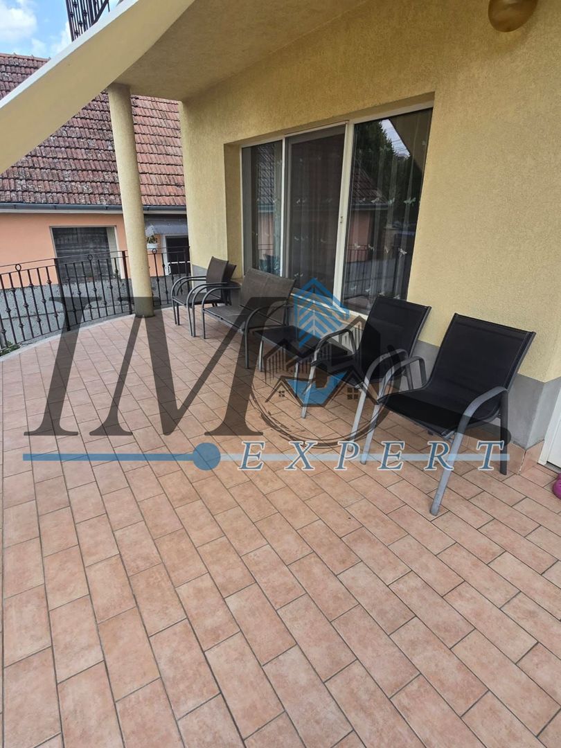 Casă de vânzare zona centrala Aiud - Poză 5