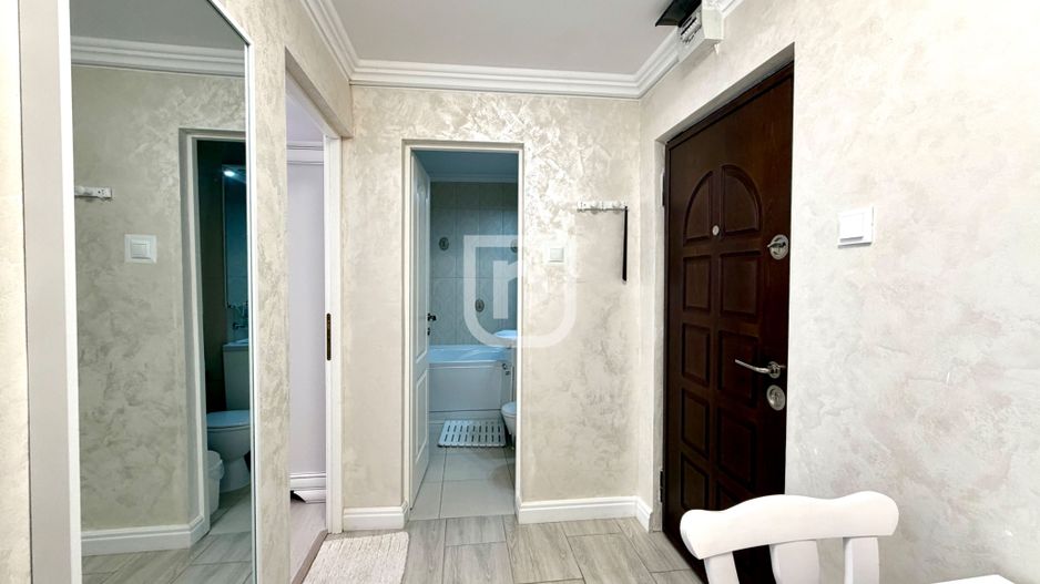 Garsoniera moderna 33mp, LUX ,mobilat si utilat - Poză 8