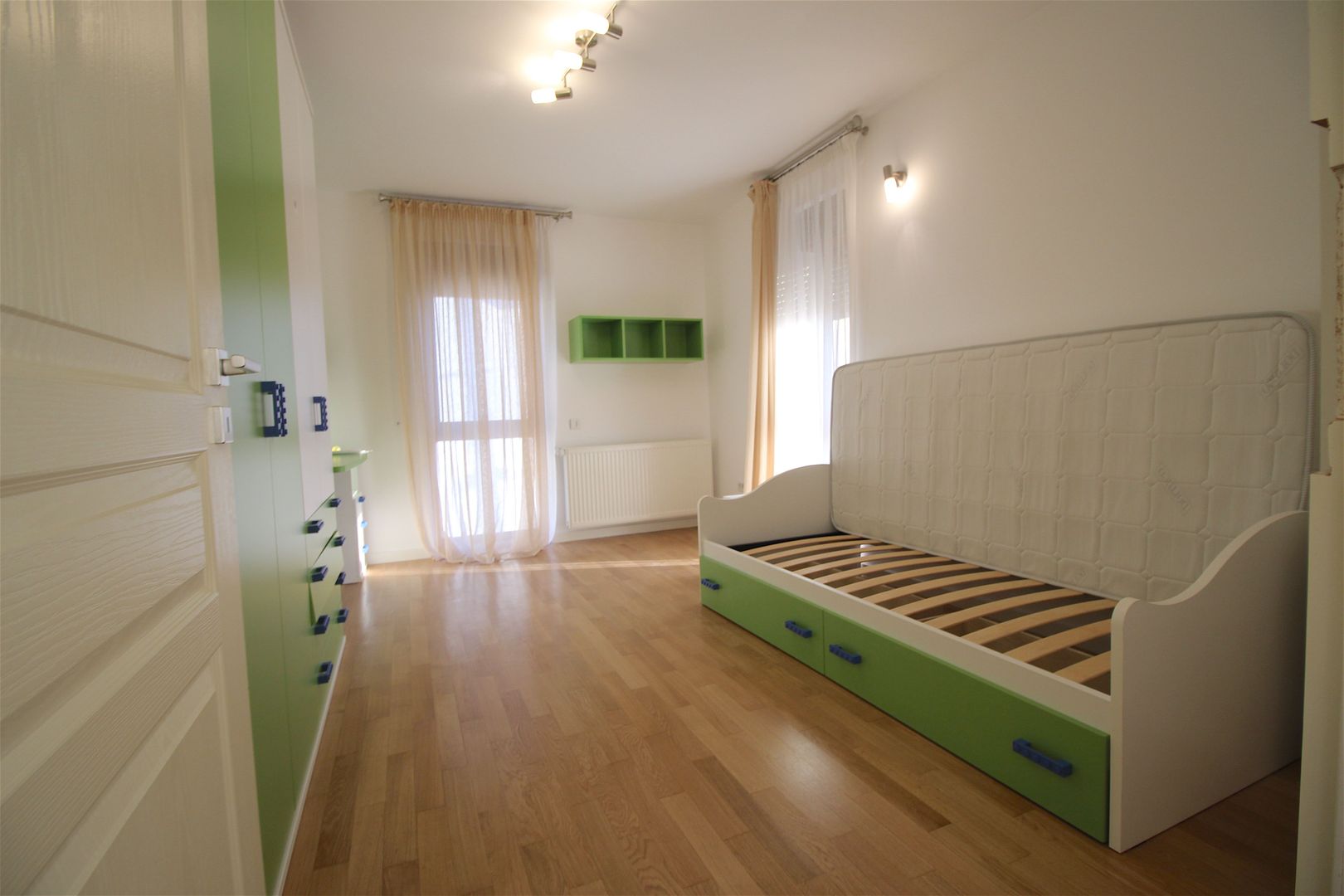 VILA DE INCHIRIAT - ZONA CALEA ARADULUI - Poză 9