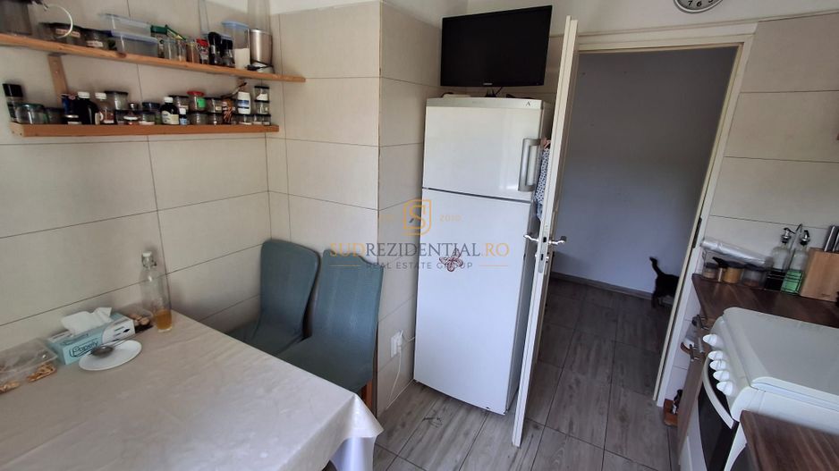 Apartament cu 3 camere, etaj intermediar, mutare rapida, zona Obregia - Poză 14