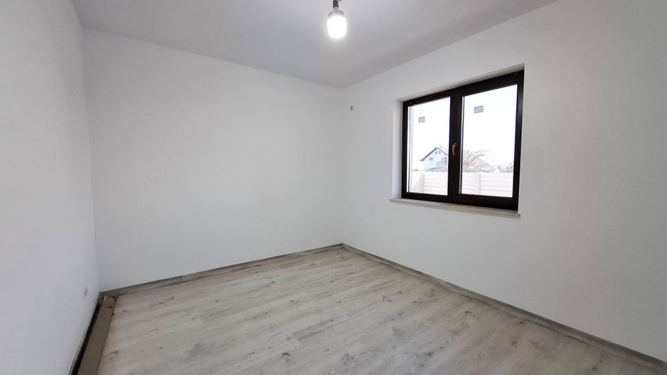 Vila P+1E, cu 5 camere, Paulesti - Poză 9