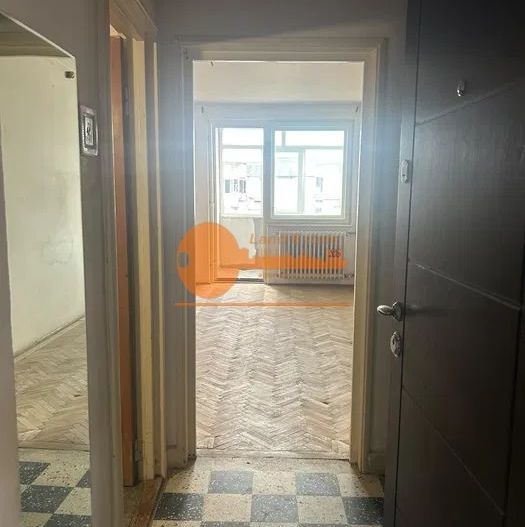 Garsoniera in zona Piata Veteranilor-Metrou Lujerului 4 minute - Poză 2