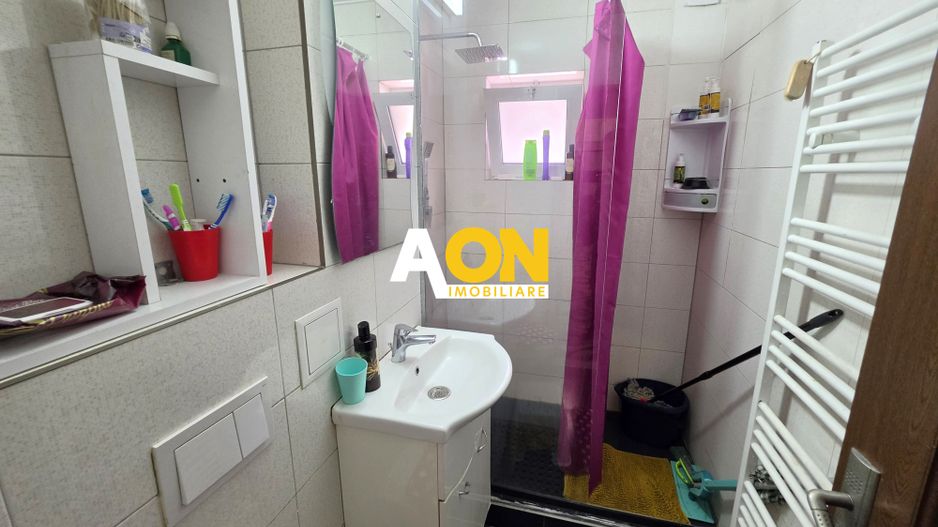 Apartament cu 3 camere, parter, boxă, acces curte, Cetate, zona Closca - Poză 8