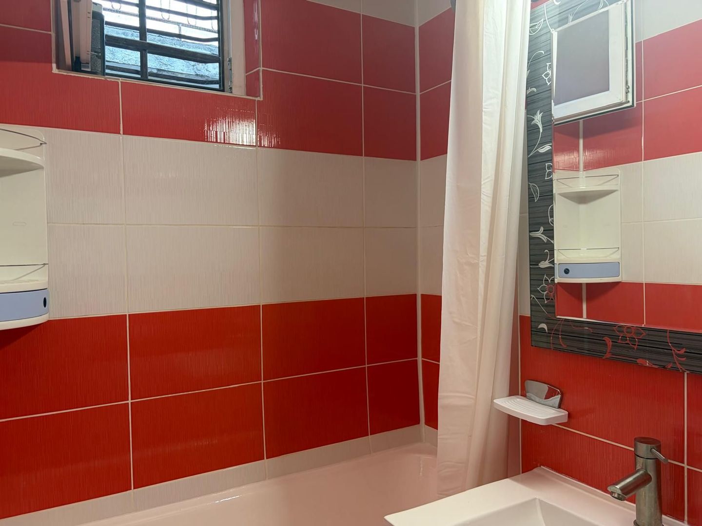 Apartament renovat cu doua camere, Bd. Obregia, 105.000€ - Poză 10