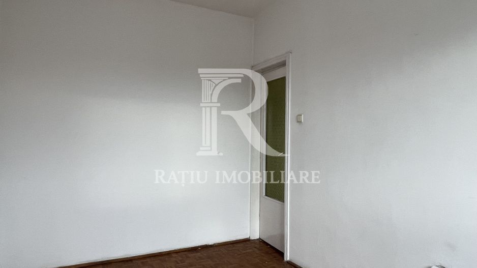 Apartament cu 3 camere | Magheru | Oradea - Poză 13