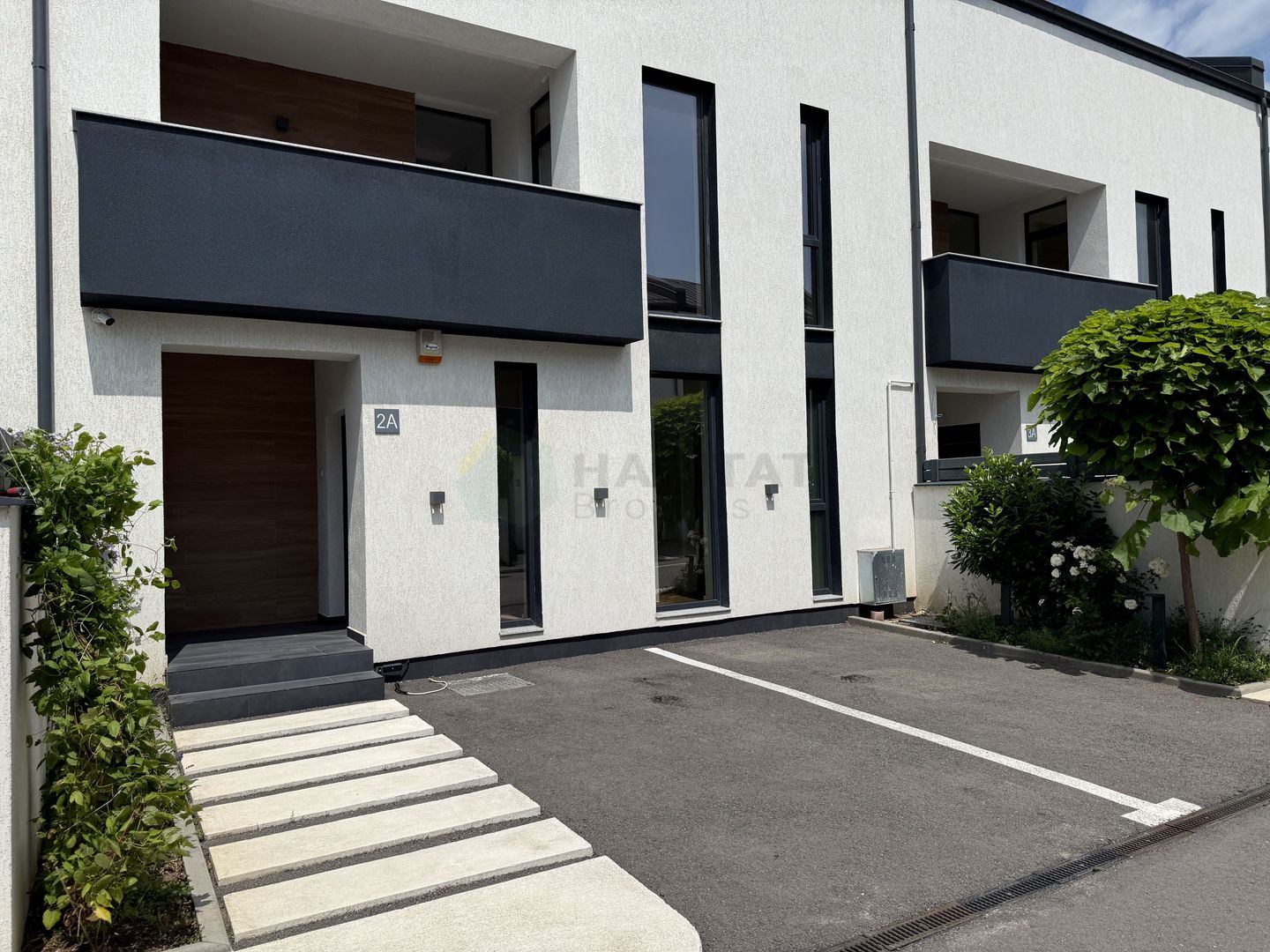 Disponibila acum in zona Matei Millo | Vila moderna 5 camere - Poză 1