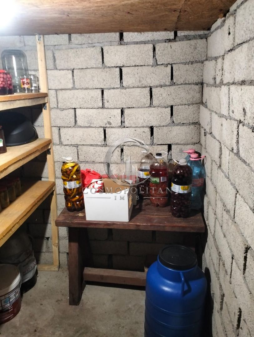 Casa si teren 970mp in comuna Costesti/BZ ~ constructie 2013 - Poză 32