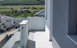 🏡 Casă individuala Semifinisată în Chinteni Liniște Spațiu Priveliste - Poză 9