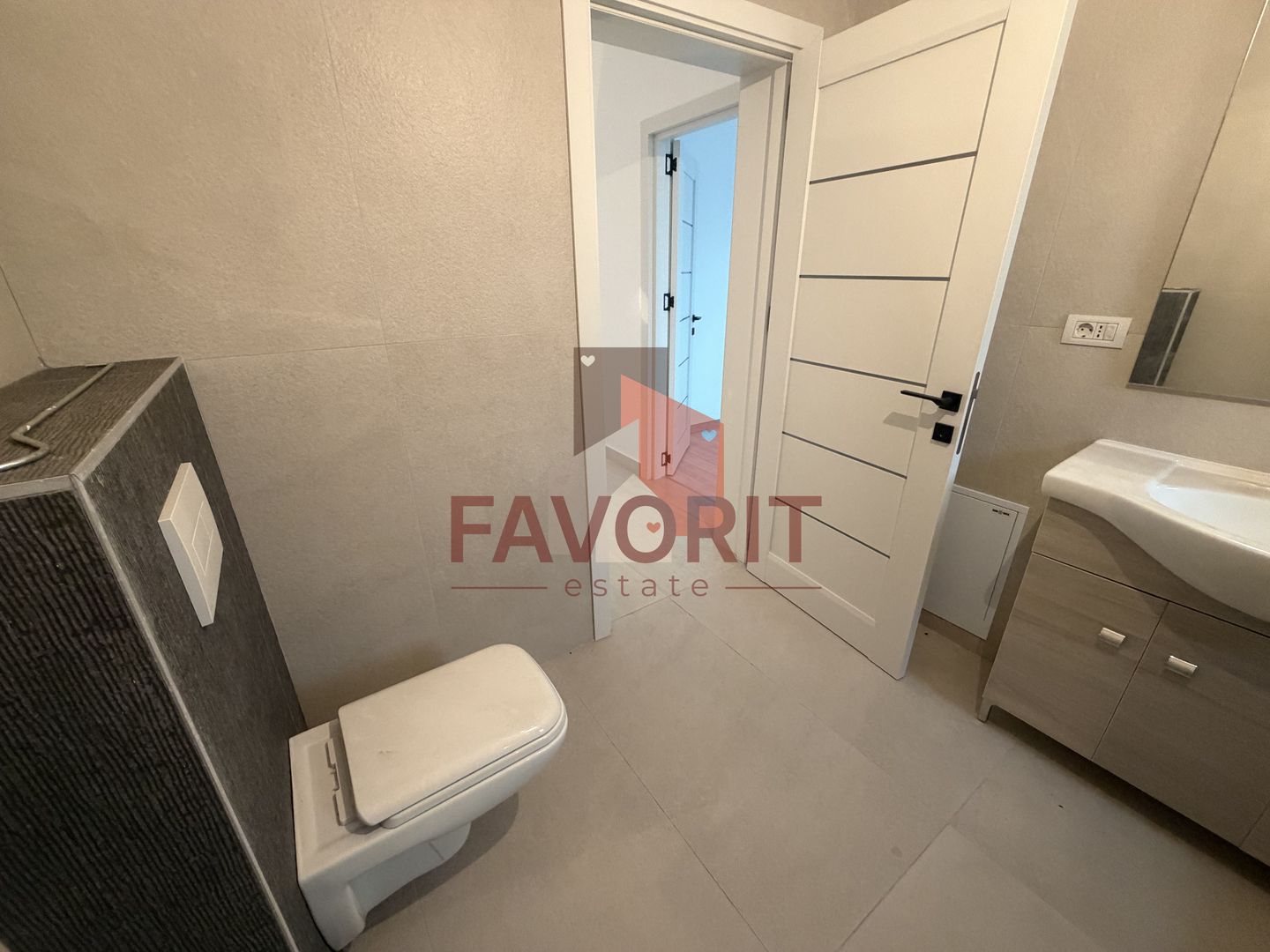 Casa individuala finalizata. Acces asfaltat - Poză 13