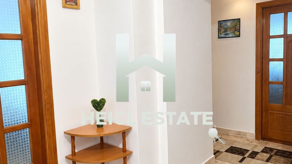 Apartament de închiriat in complex studentesc – 70 mp, decomandat, 2 băi - Poză 1