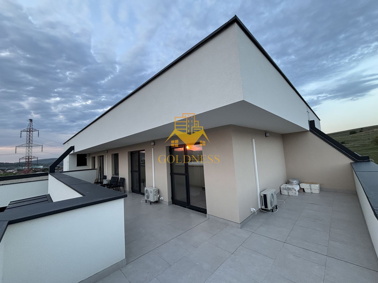 3 camere, modern, parcare, prima închiriere, terasă 46 mp, totul nou - Poză 1