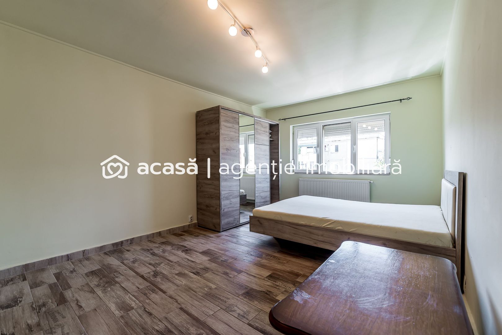 Ap 2 camere decomandat, renovat, 2 balcoane. Cartier Alfa Arad - Poză 9