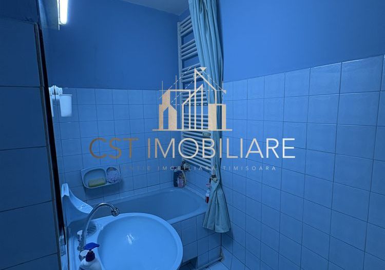 Aartament 2 camere decomandat,50 mp,etaj 2-Zona Modern - Poză 8