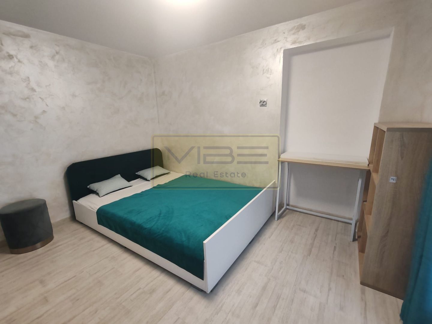 Apartament decomandat 1 Camera -Tg Cucu - Poză 1