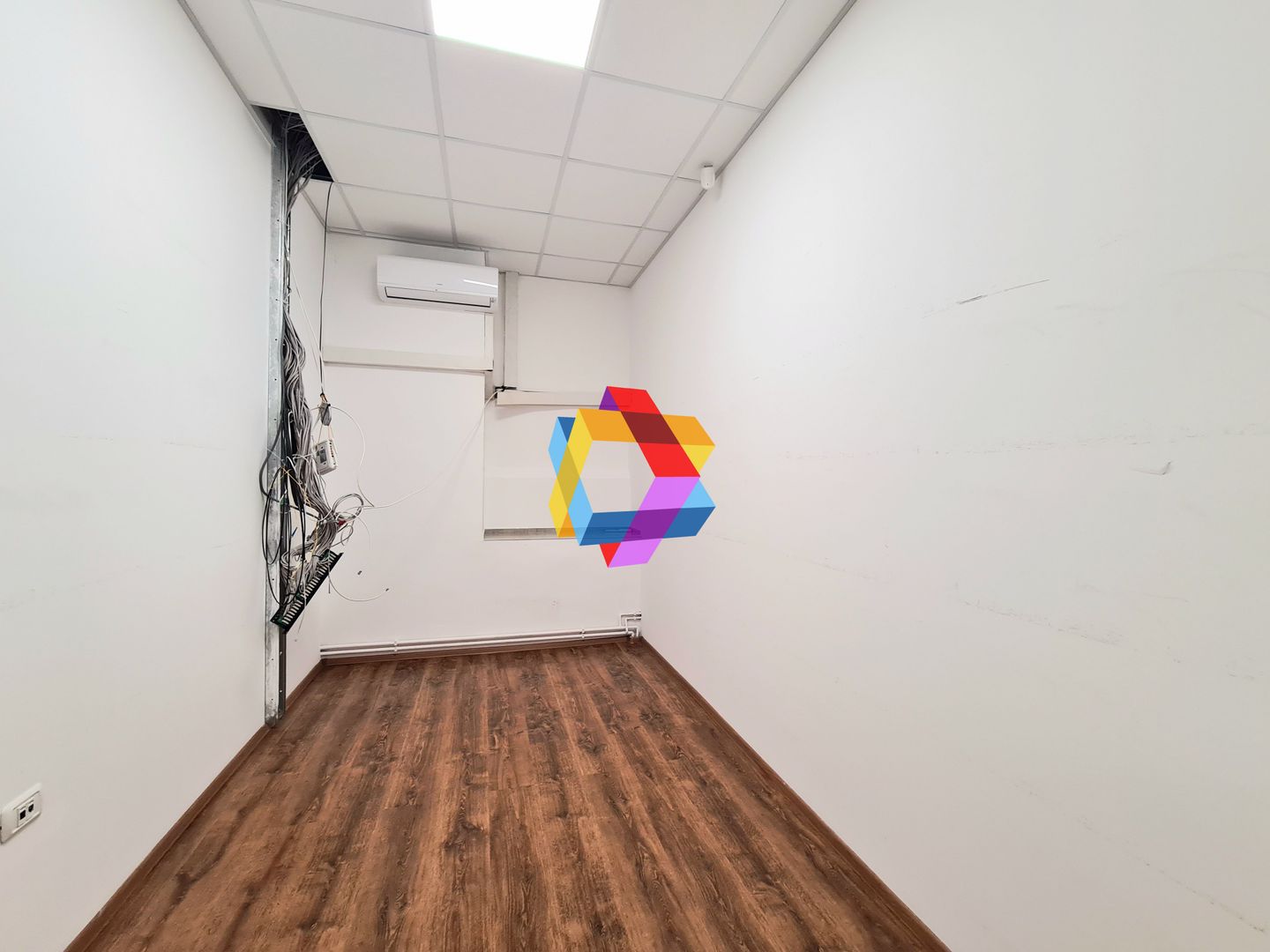 Spatiu birouri de închiriat Brasov - 220 mp # spatii-comerciale-brasov.ro - Poză 17