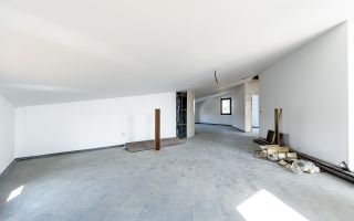 Clădire comercială în zona Grădiște. - Poză 25