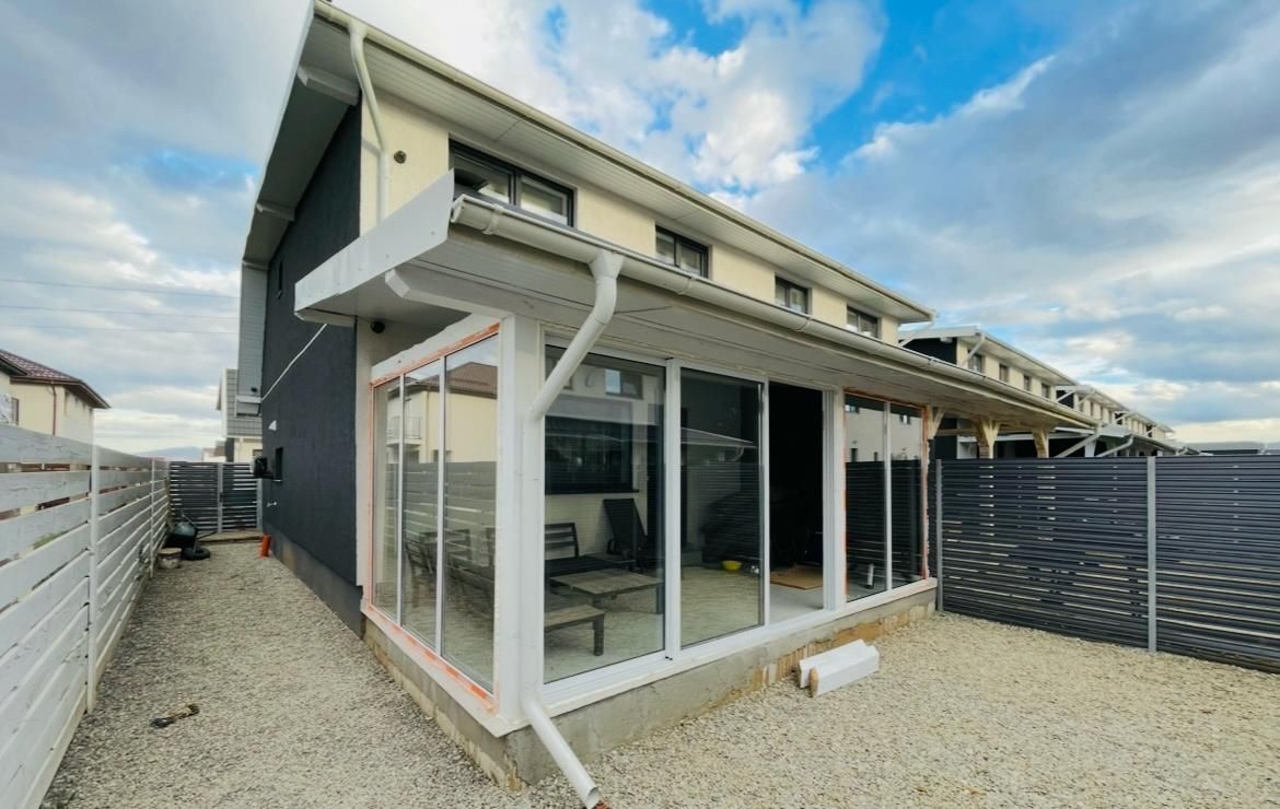 Casa 4 camere semimobilata in Cartier Izvor Tarlungeni Brasov - Poză 11