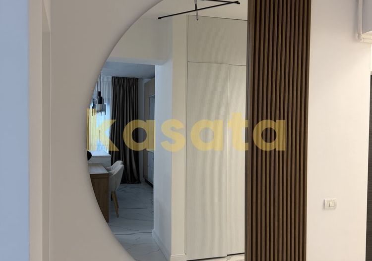 Apartament de inchiriat cu 2 camere și curte privată de 155 mp - Poză 3