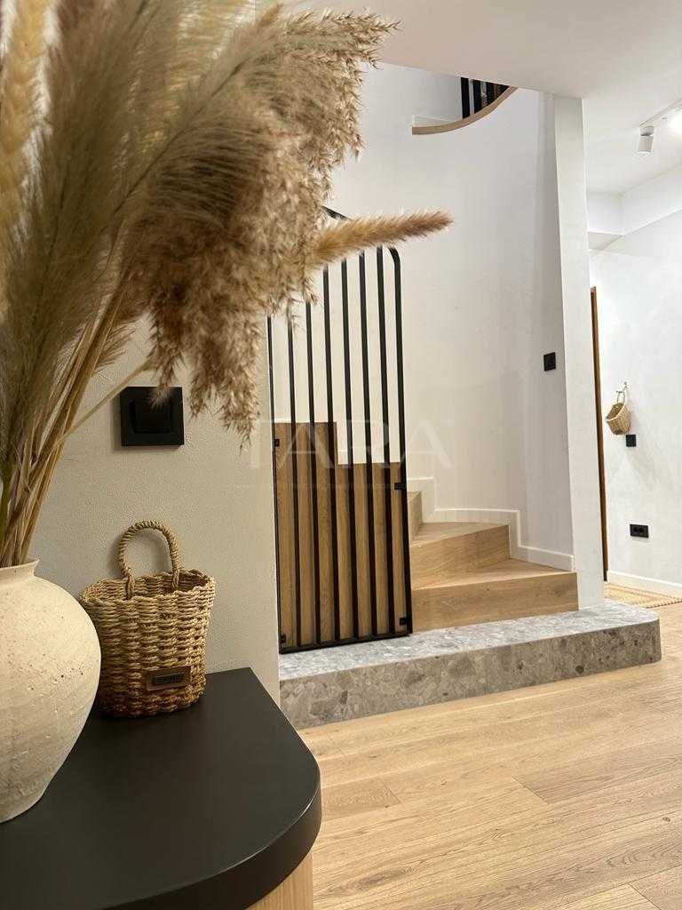 Casă de lux – Eleganță și rafinament în Cartierul Europa - Poză 4