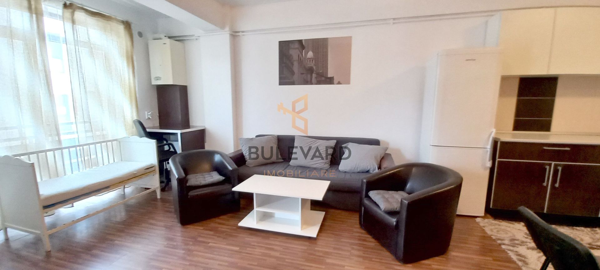 Apartament cu 2 camere, zona strazii Plopilor! - Poză 1