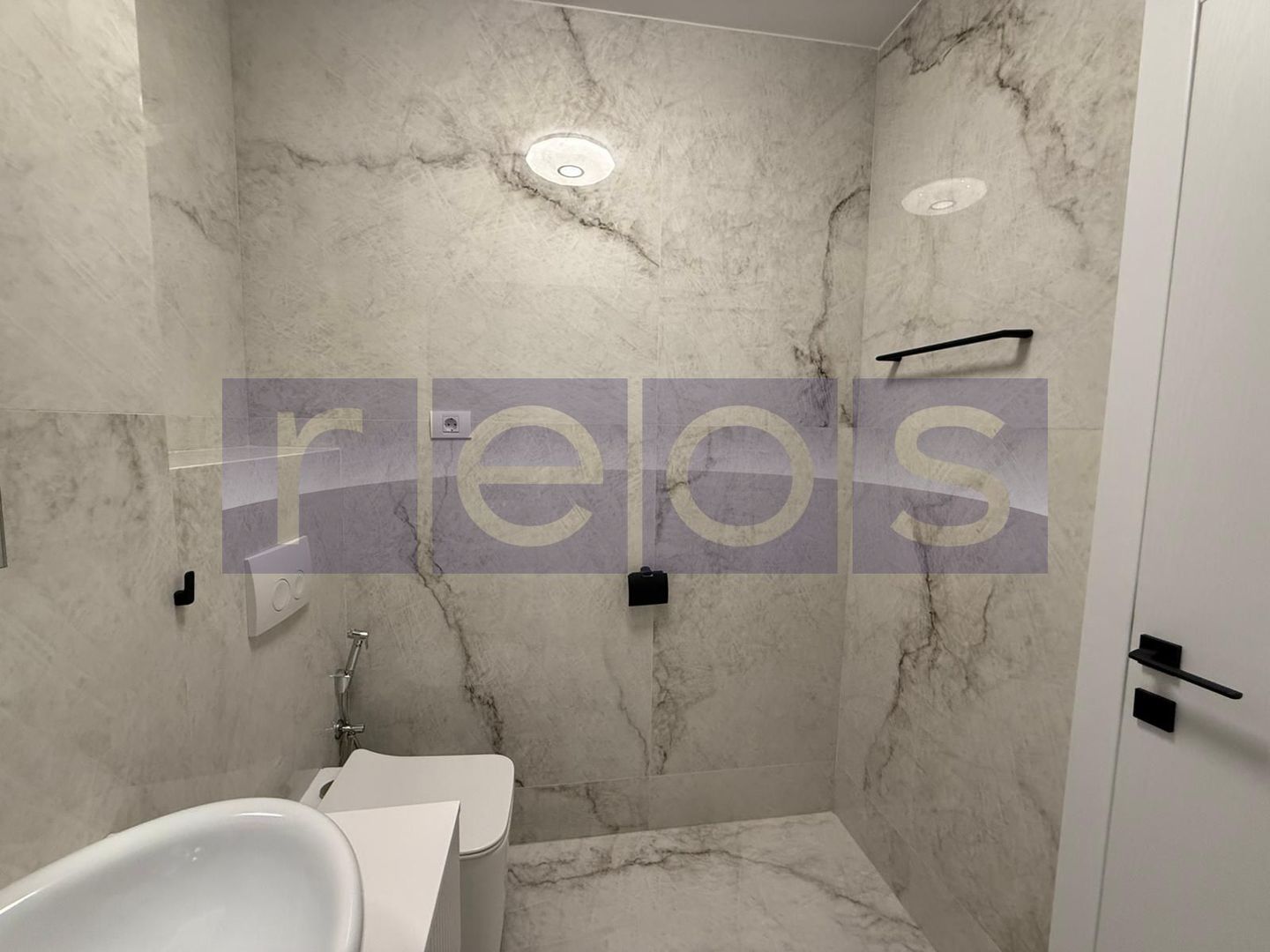 INCHIRIERE 3 CAMERE | LUX | MOBILAT SI UTILAT COMPLET | LOC PARCARE - Poză 23
