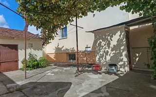 Casă individuală cu 3 camere, curte , în Sibiu, zona Lupeni - Poză 18