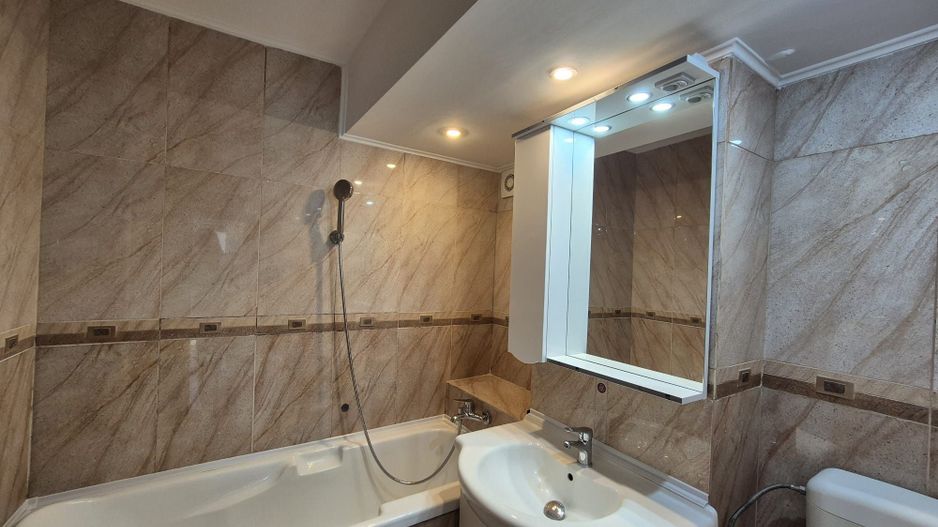 Apartament 3 camere,  Faleza Nord/Pescarilor, vedere la mare - Poză 8