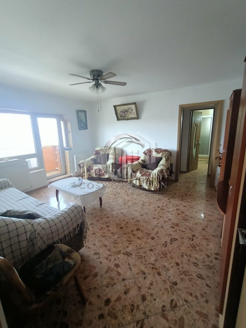 Apartament cu 3 camere zona Pod etaj 2 din 4 confort 1 cu imbunatatiri - Poză 9