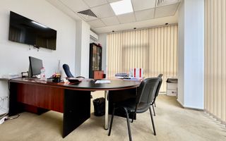 Spațiu pentru birouri langa Funshop Buziașului - Poză 24