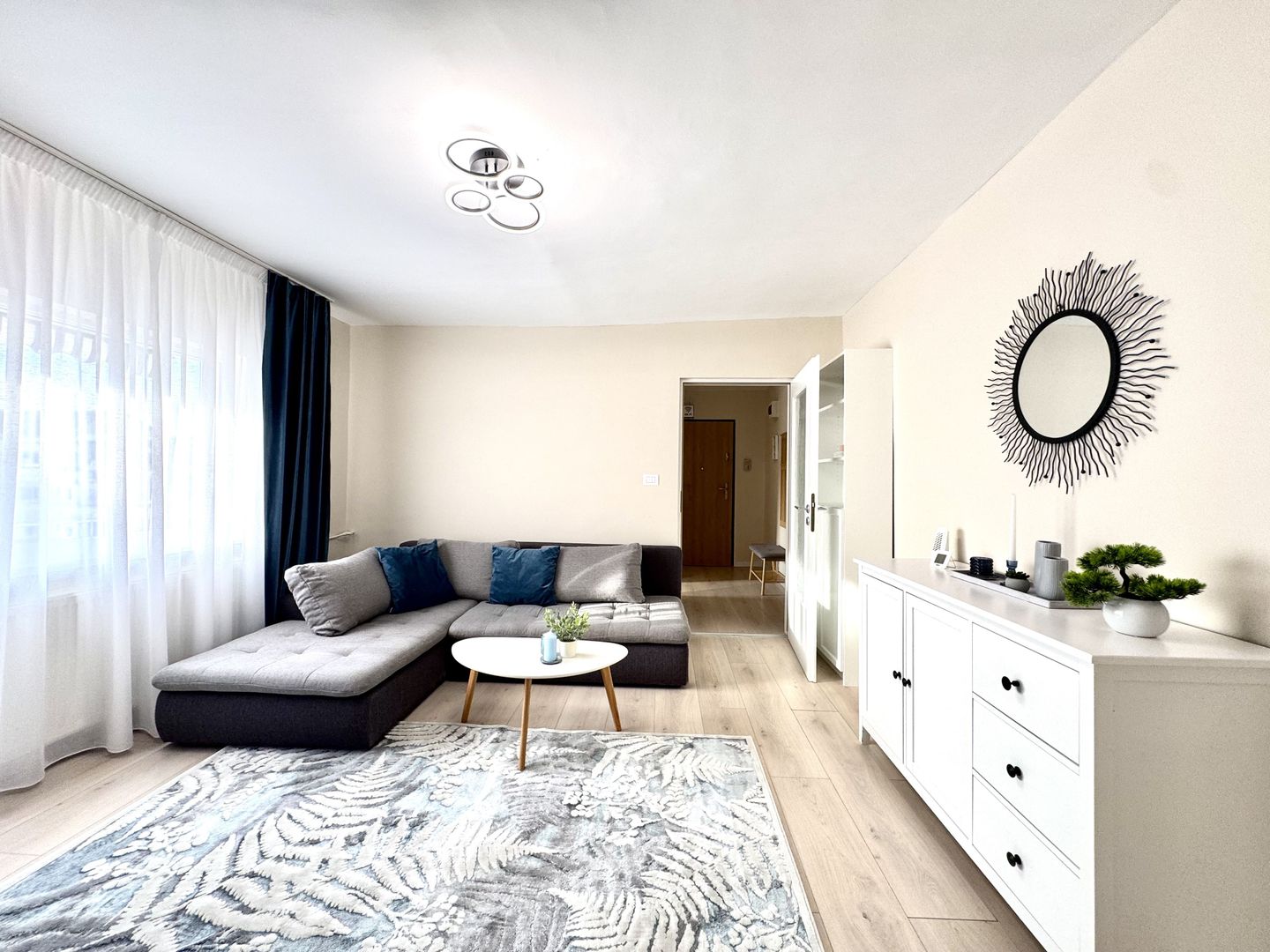 3 camere elegante, si primitoare – în zona Aradului, lângă Iulius Town - Poză 3