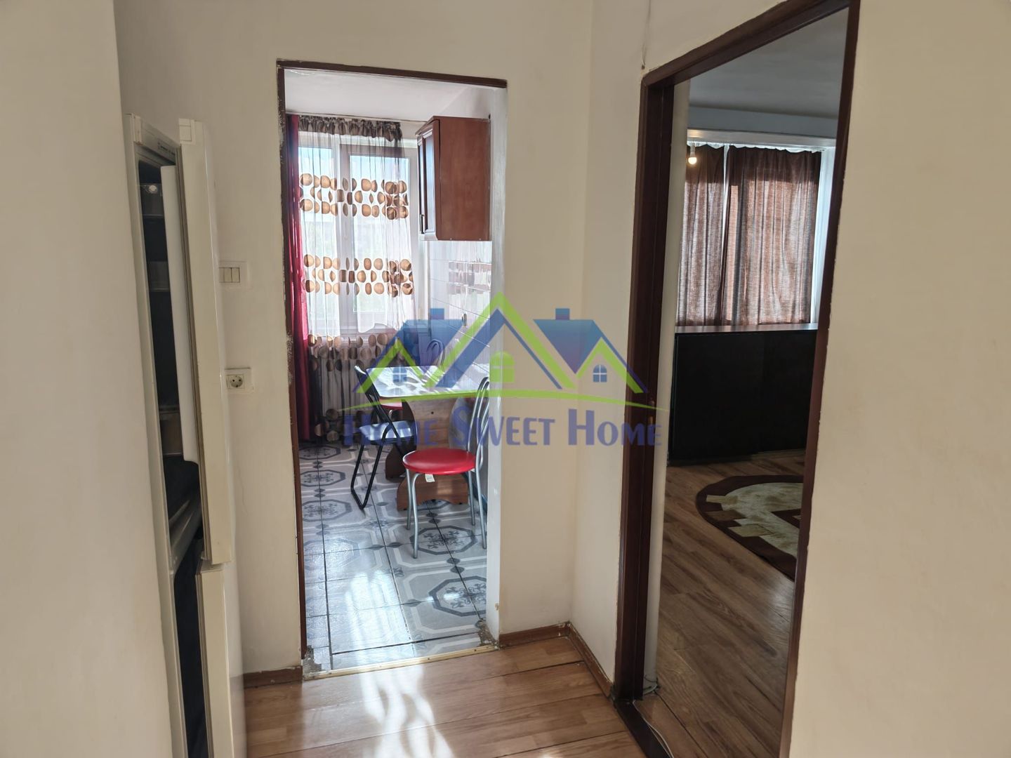 De Inchiriat – Apartament 2 Camere,etaj 3, Zona M4 – Bl. K4, Hunedoara - Poză 2