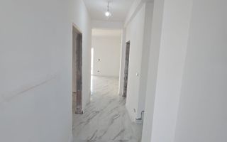 Giroc-Bld. Aviatiei | 5 camere | 3 bai | Bucatarie inchisa | Asfalt - Poză 5