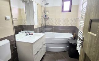 Casă 4 camere + teren de 308 mp - zona Sângeorgiu de Mureș - Poză 7
