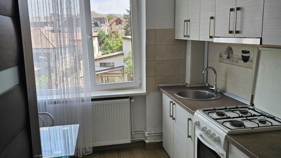 Apartament semicentral 2 camere - vizavi de Casa David - Poză 3