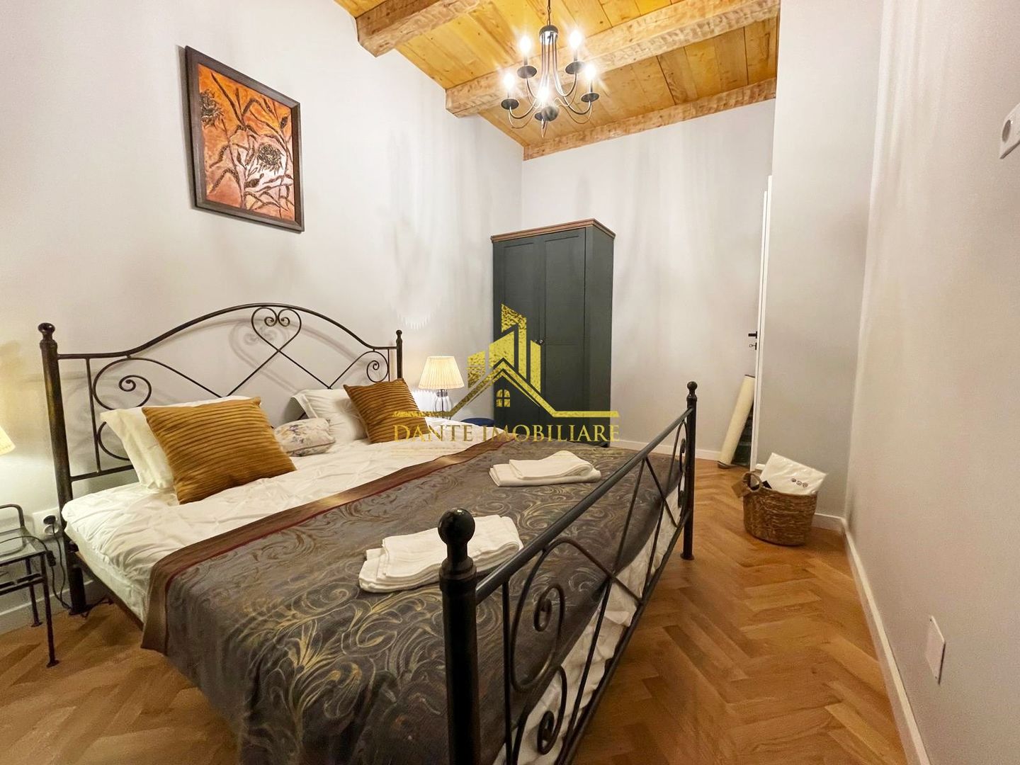 Casa, 3 dormitoare,2 bai, ultrafinisata, mobilat lux, Marasti, Paris - Poză 3