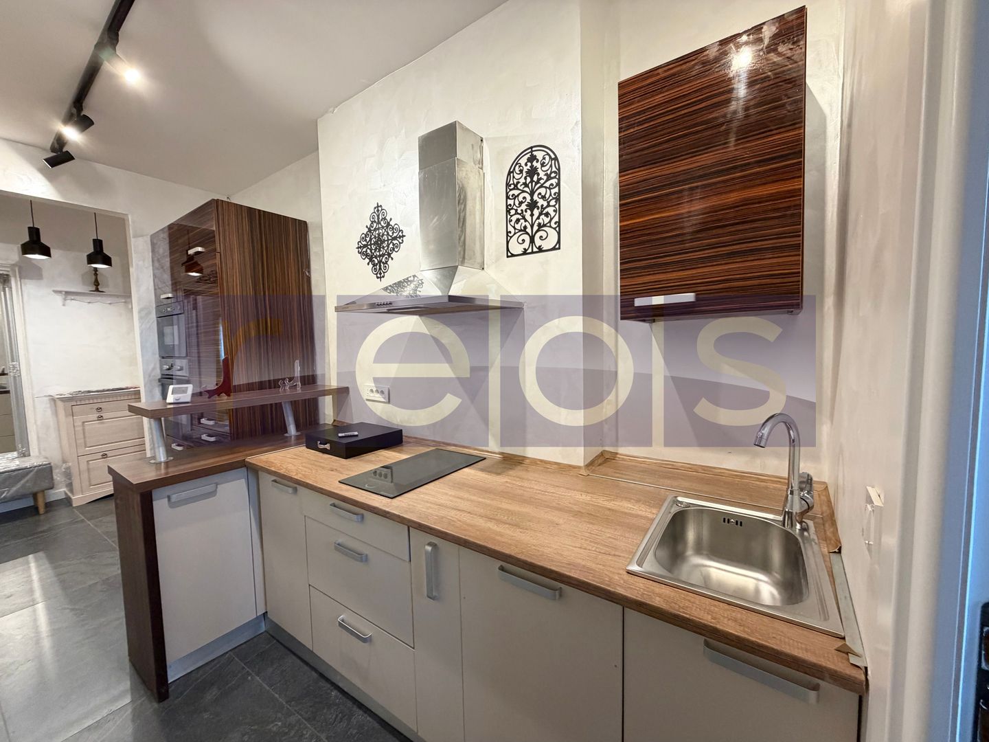 VANZARE 4 CAMERE | RENOVAT COMPLET | MAGHERU – UNIVERSITATE | MOBILAT PREMIUM - Poză 8